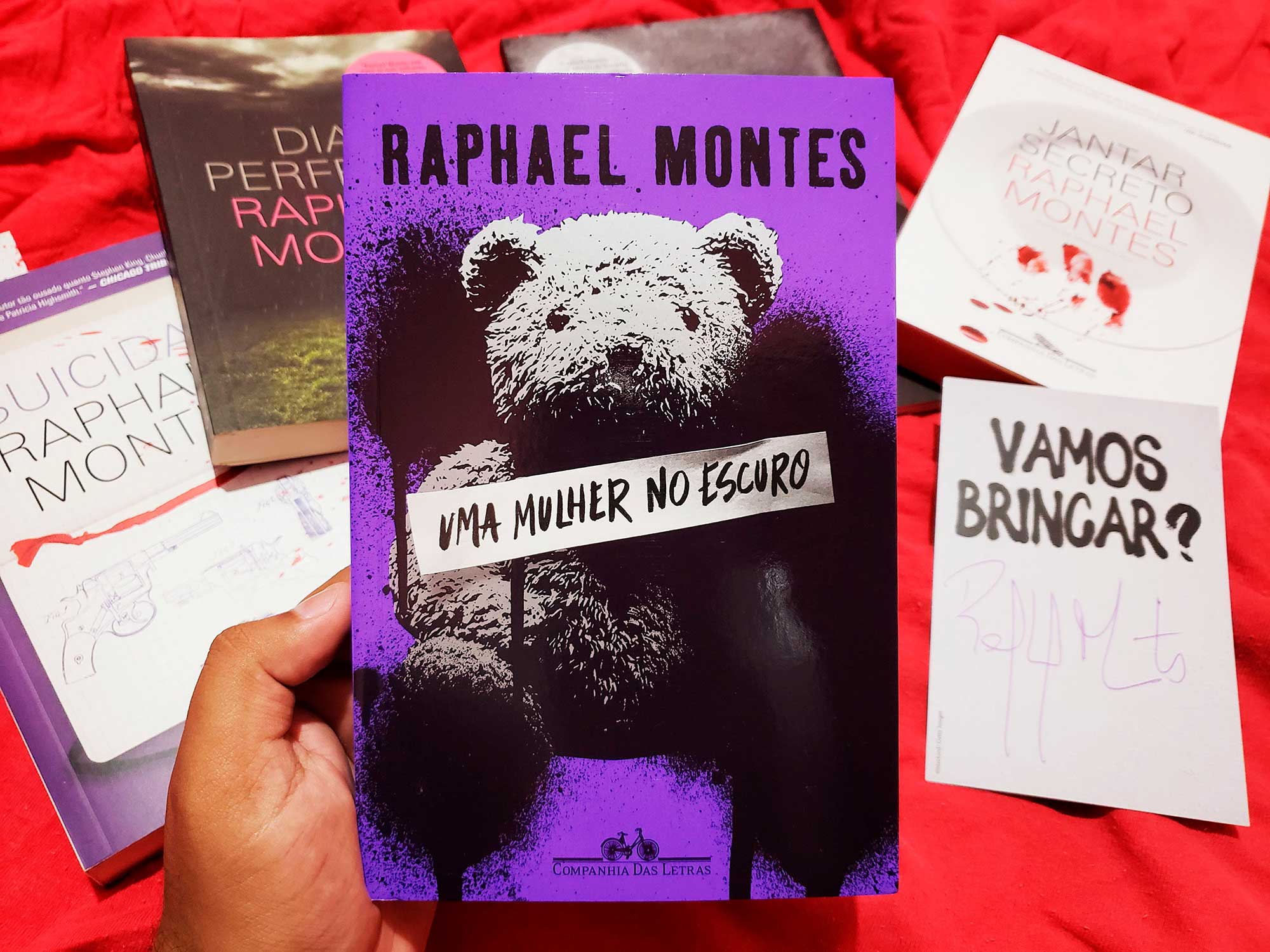 Resenha: Uma Mulher no Escuro – Raphael Montes - Estação Imaginária